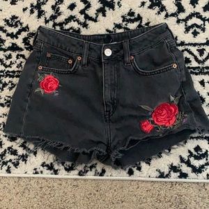 H&M dark gray shorts with rose patches